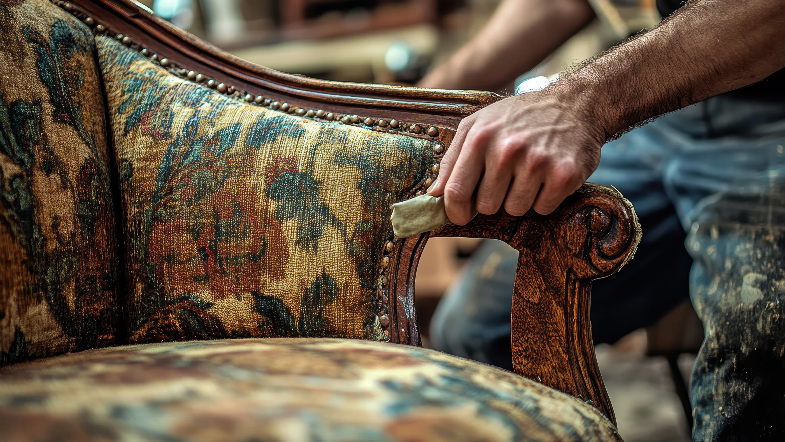Servicio profesional de retapizado de salas, sillas, sillones, cabeceras y recubrimientos textiles en Telas Rivera